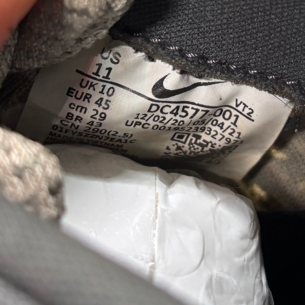 Nike React Infinity Run Flyknit 2 Men’s Size 11 Light Bone/Gray Running Shoes - Picture 11 of 11